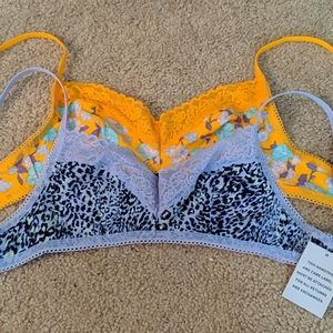 Two savage X Fenty bralettes size xs nwt